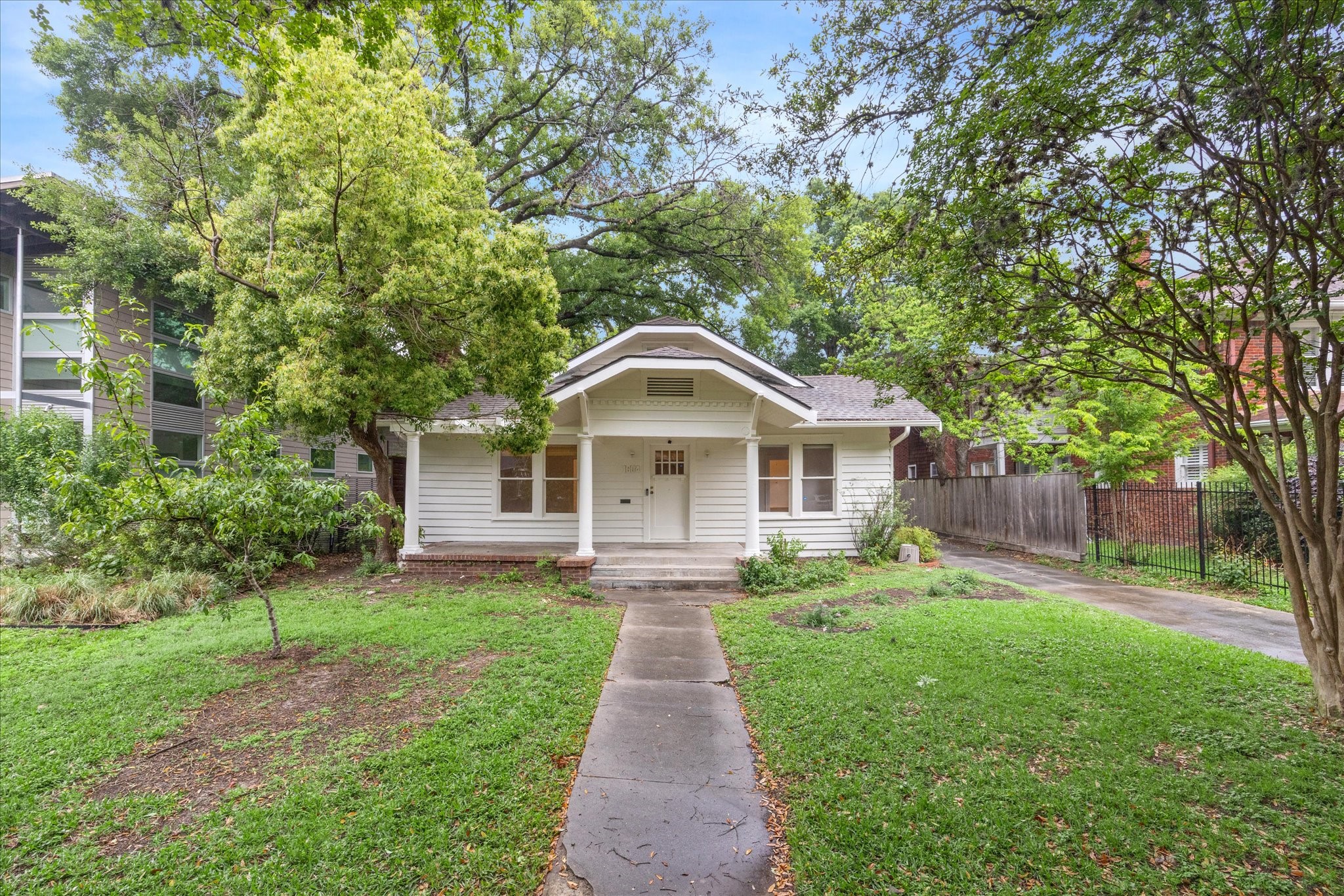 1604 Sul Ross Street Houston TX 77006