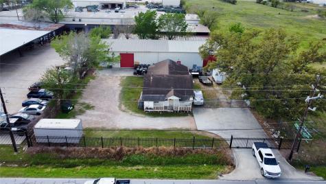 6951 Windfern Road Houston TX 77040