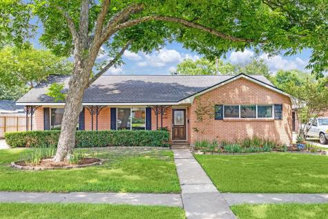 5230 Hummingbird Street Houston TX 77035