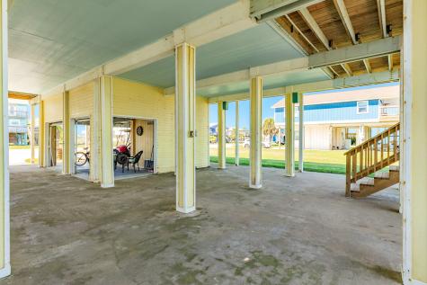 12910 Buccaneer Parkway Freeport TX 77541