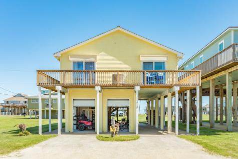 12910 Buccaneer Parkway Freeport TX 77541