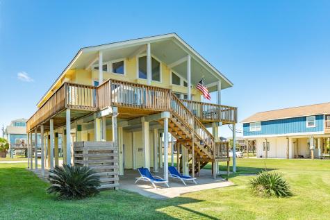 12910 Buccaneer Parkway Freeport TX 77541