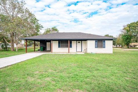 1100 Perryman Avenue Palacios TX 77465