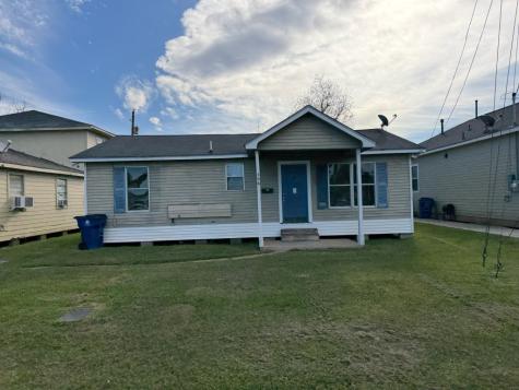406 Snow Drive West Columbia TX 77486