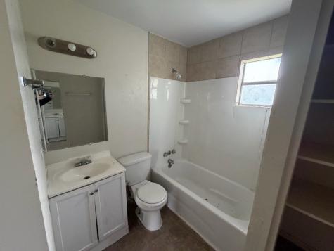406 Snow Drive West Columbia TX 77486