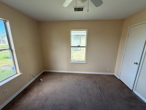 406 Snow Drive West Columbia TX 77486