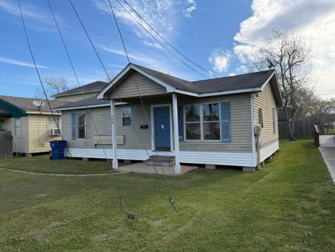 406 Snow Drive West Columbia TX 77486
