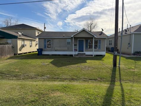 406 Snow Drive West Columbia TX 77486