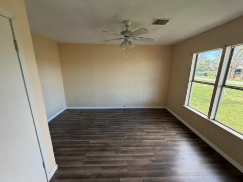 406 Snow Drive West Columbia TX 77486