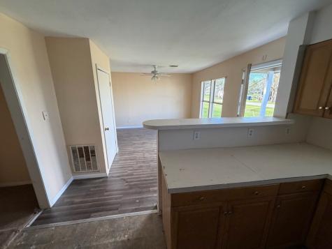 406 Snow Drive West Columbia TX 77486