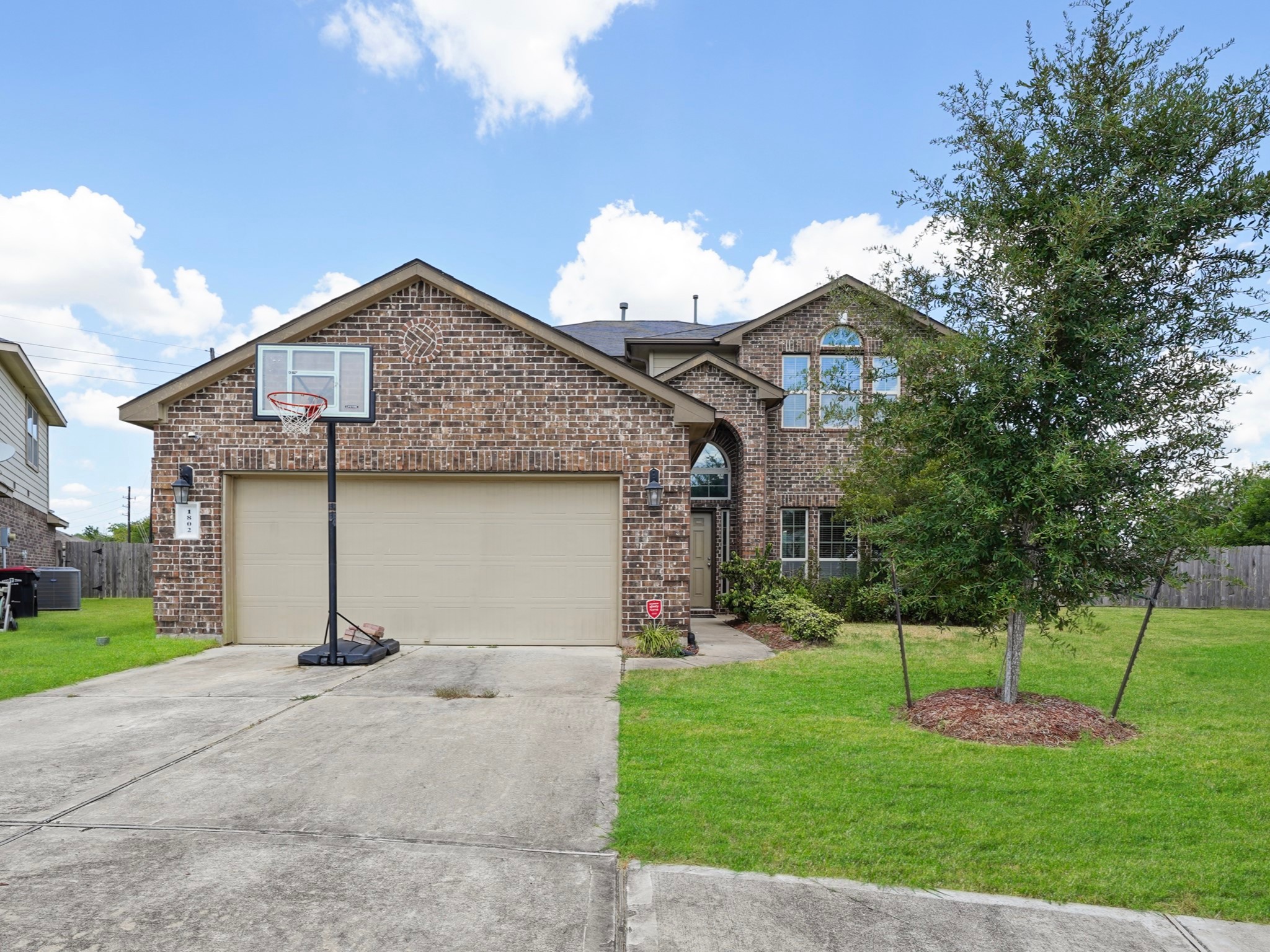 1802 Bravos Manor Lane Fresno TX 77545