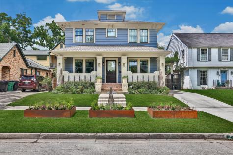 811 Byrne Street Houston TX 77009