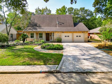 2403 Blue Water Lane Houston TX 77018