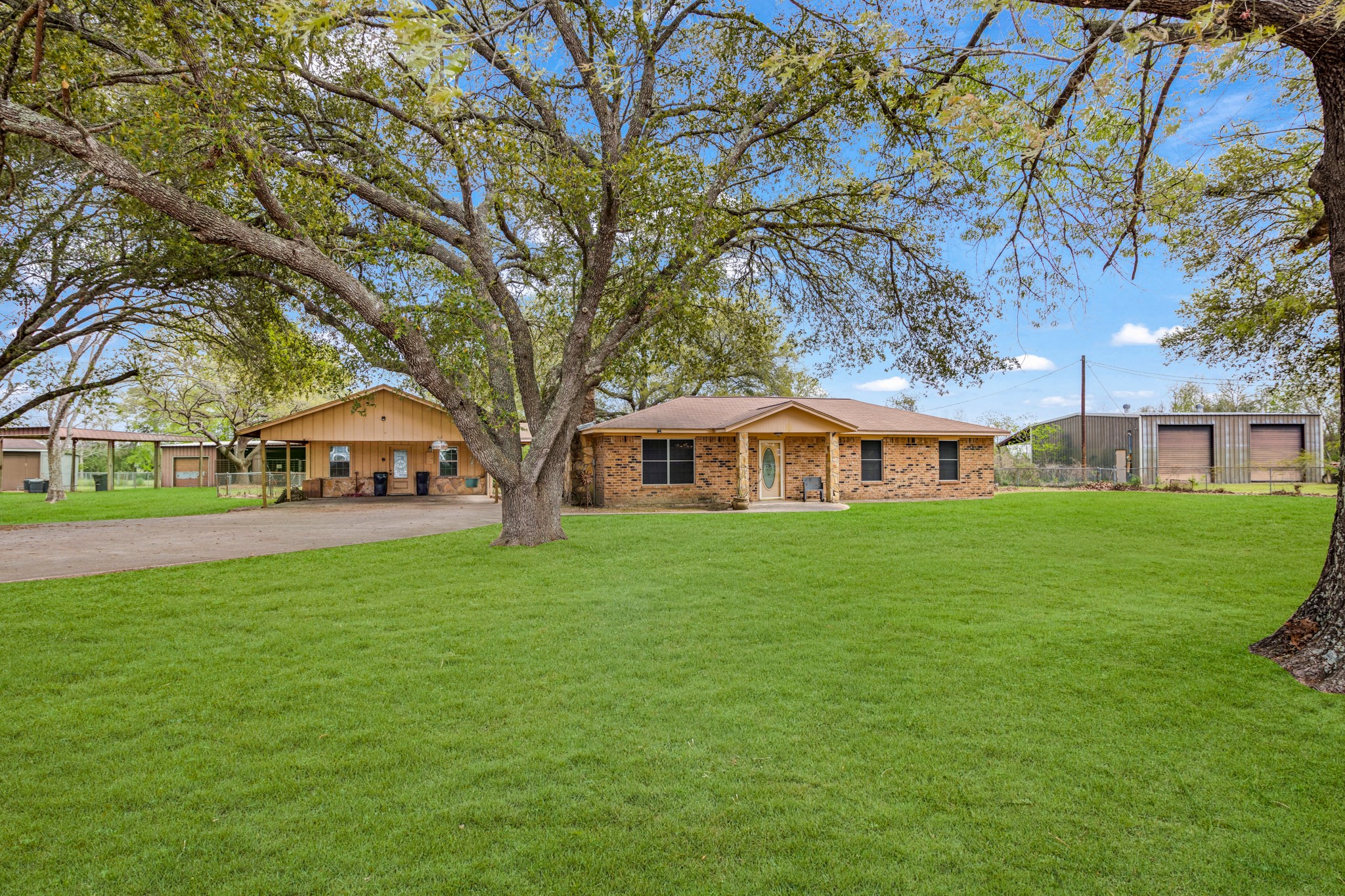 2320 County Road 2274 Cleveland TX 77327