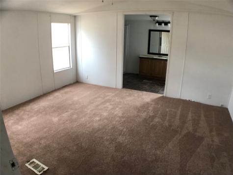 16581 Interstate 45 N Willis TX 77318