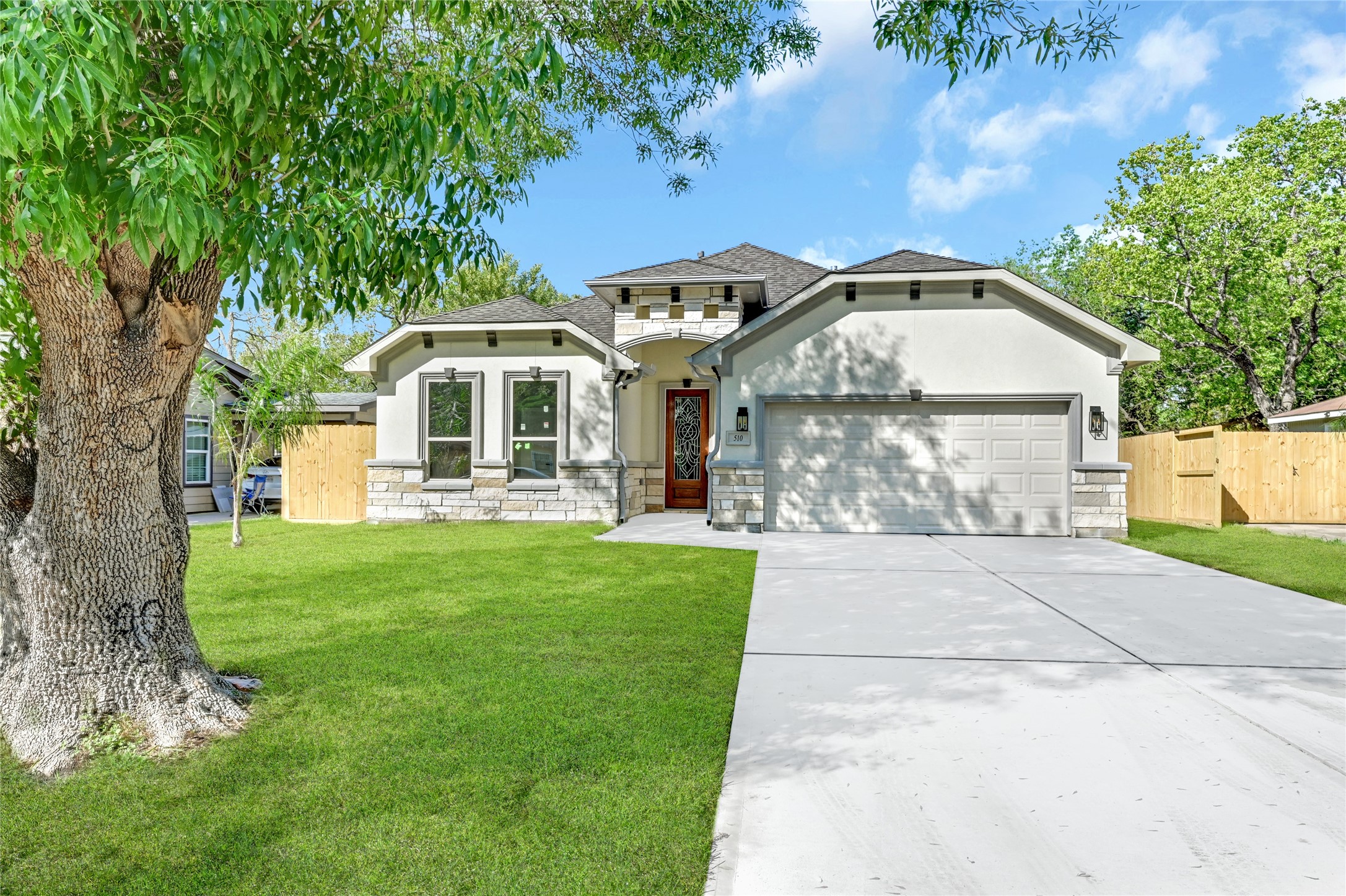 510 Garrett Street Pasadena TX 77506