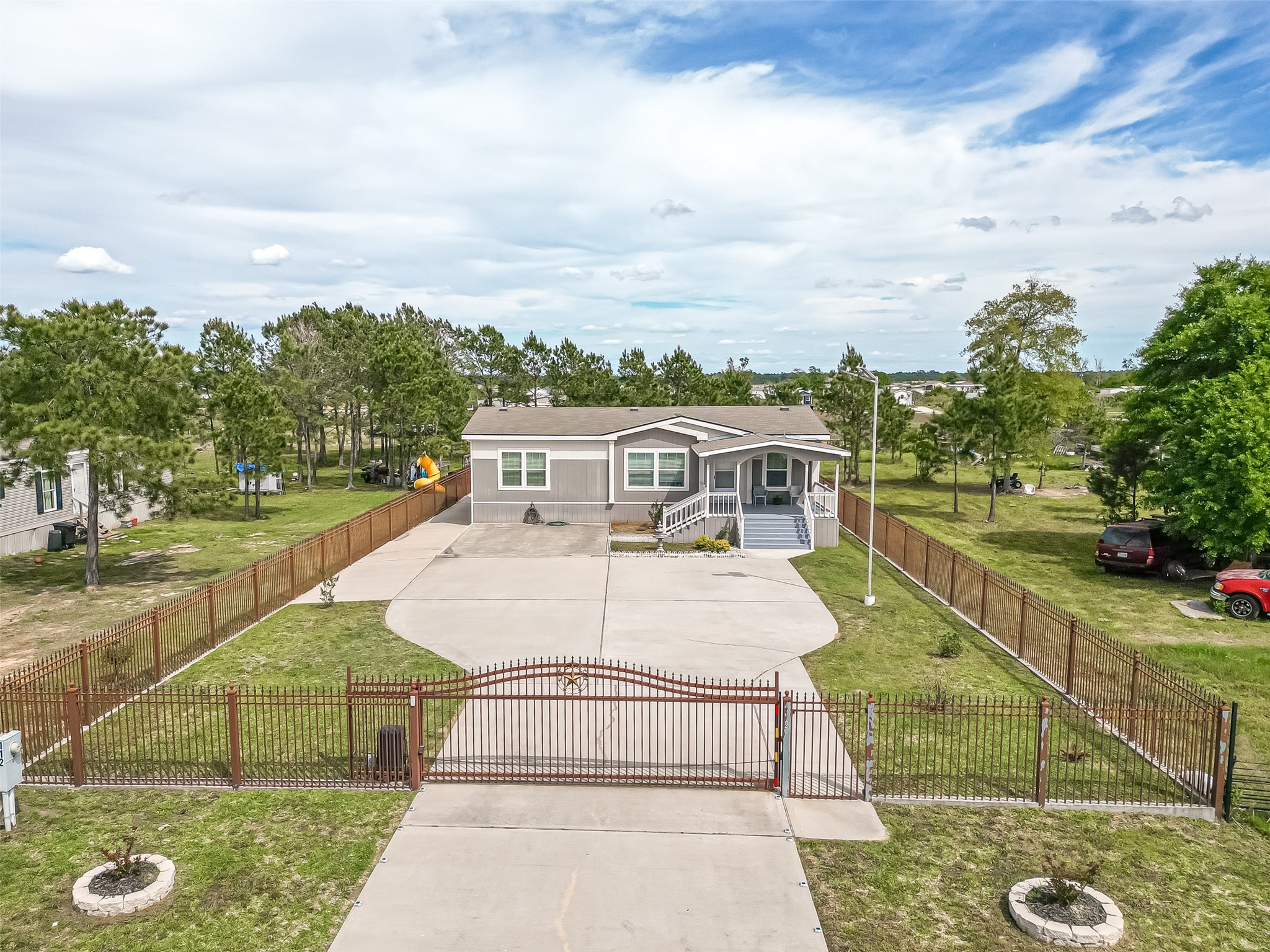 112 Road 5254 Cleveland TX 77327