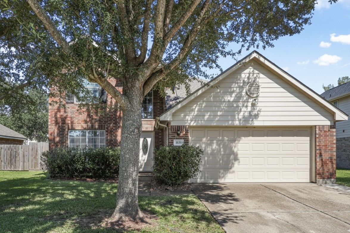 3235 Meadow Bay Lane Dickinson TX 77539