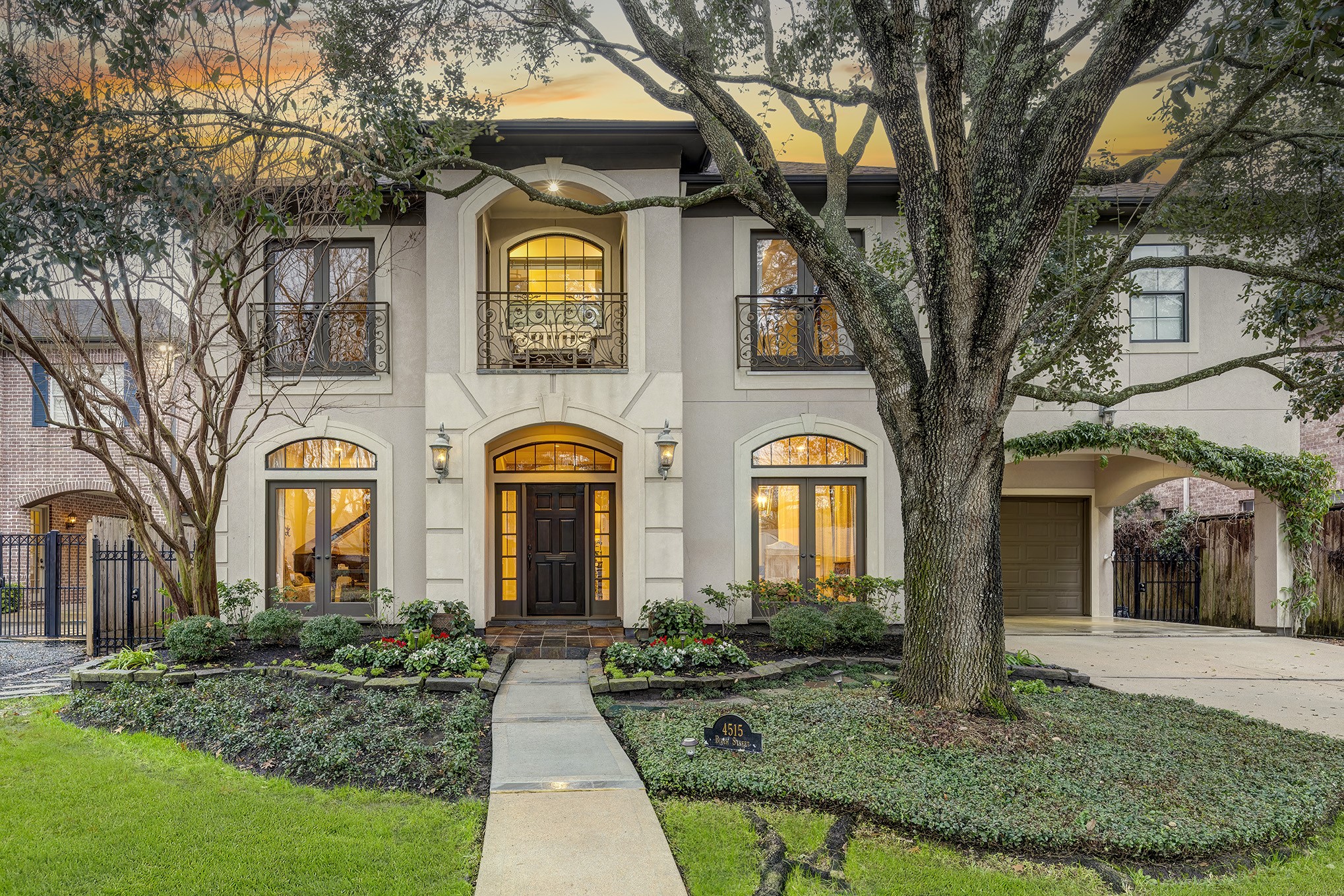 4515 Birch Street Bellaire TX 77401