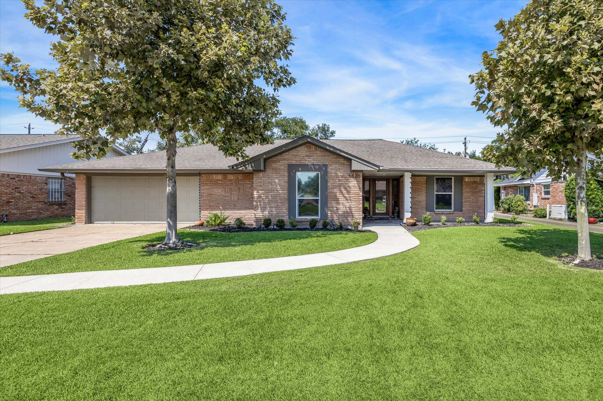 6626 Lindyann Lane Houston TX 77008