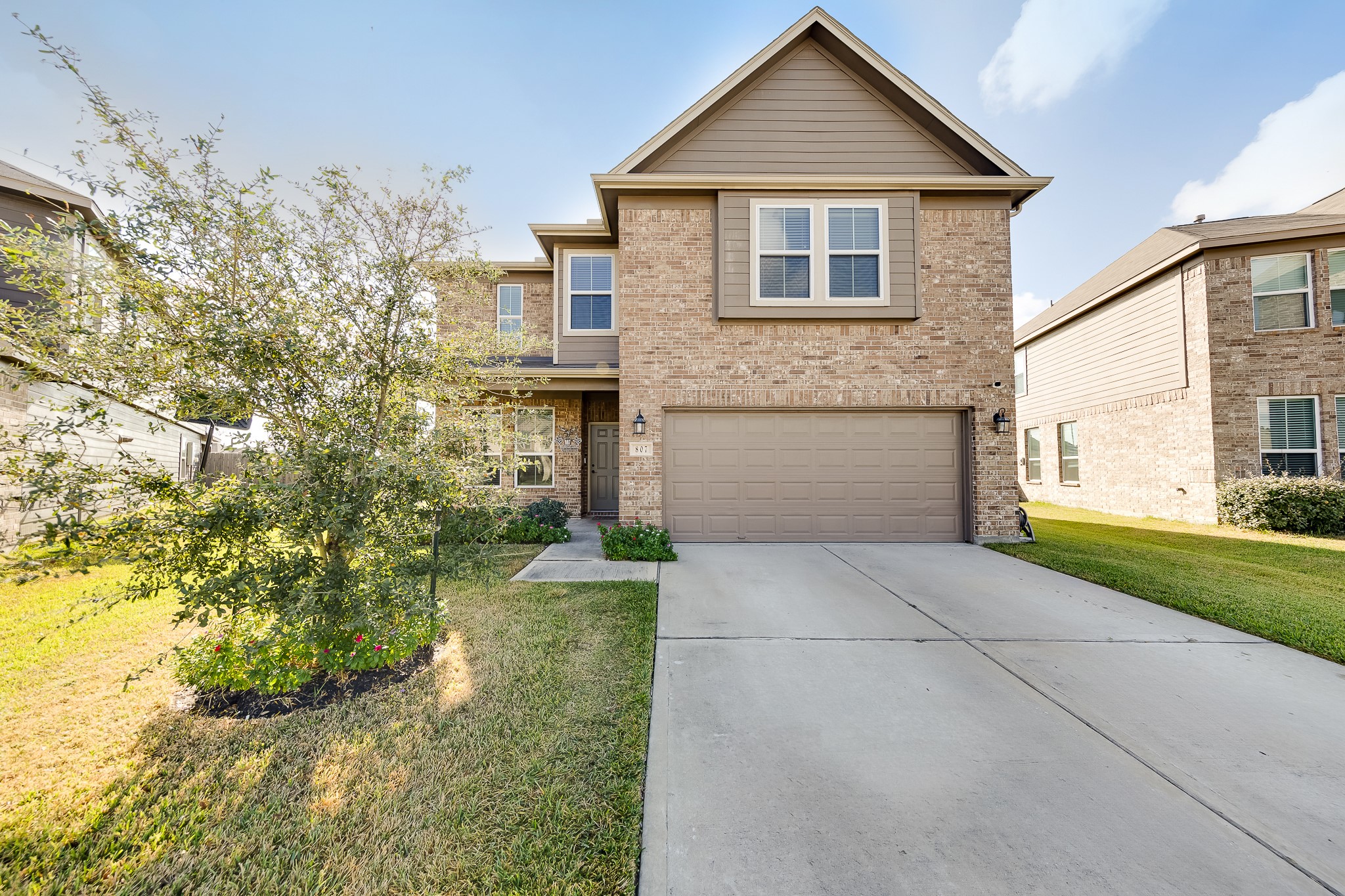 807 Rough Cut Court Houston TX 77090