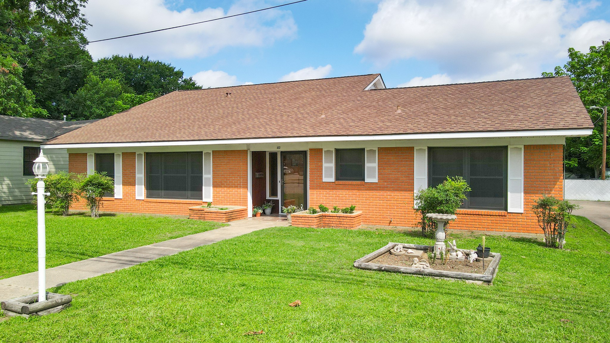 402 W Mustang Street Caldwell TX 77836
