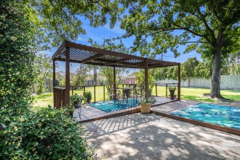 15831 Contender Lane Friendswood TX 77546