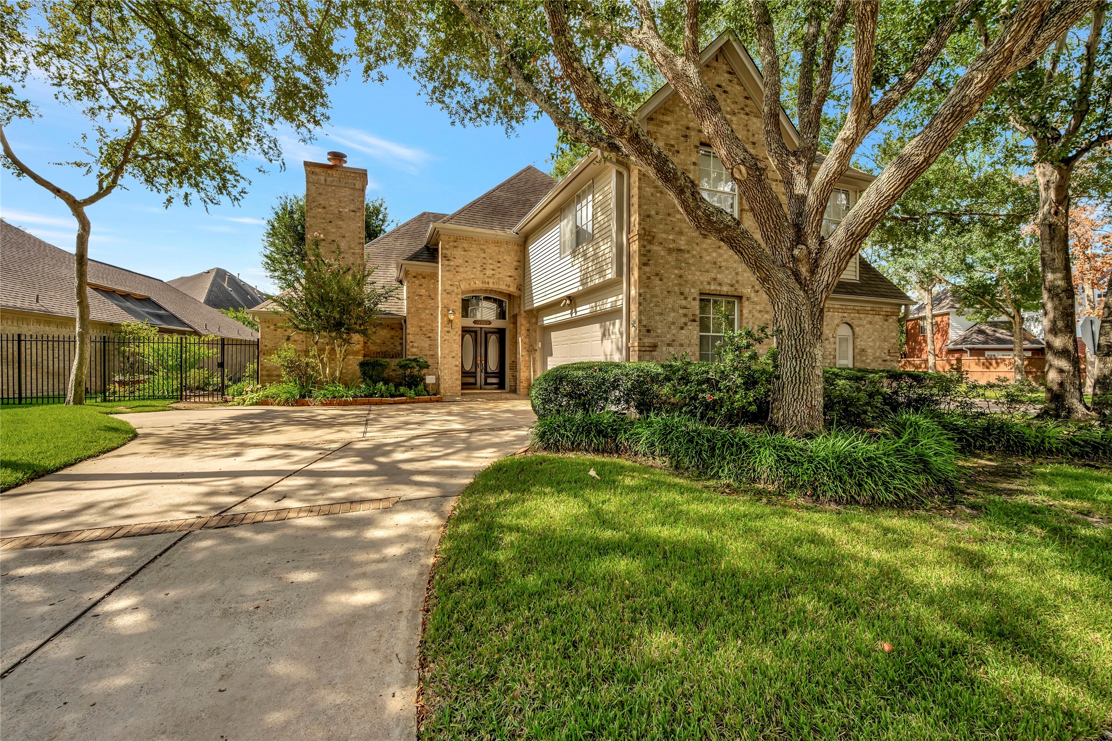 14902 Village Elm Street Houston TX 77062