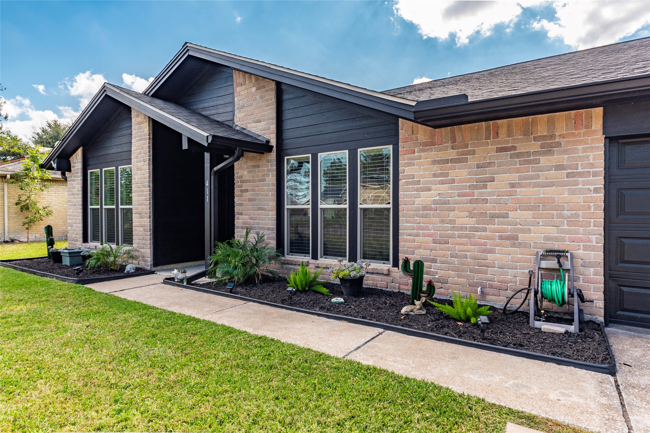 411 Westwood Drive Friendswood TX 77546