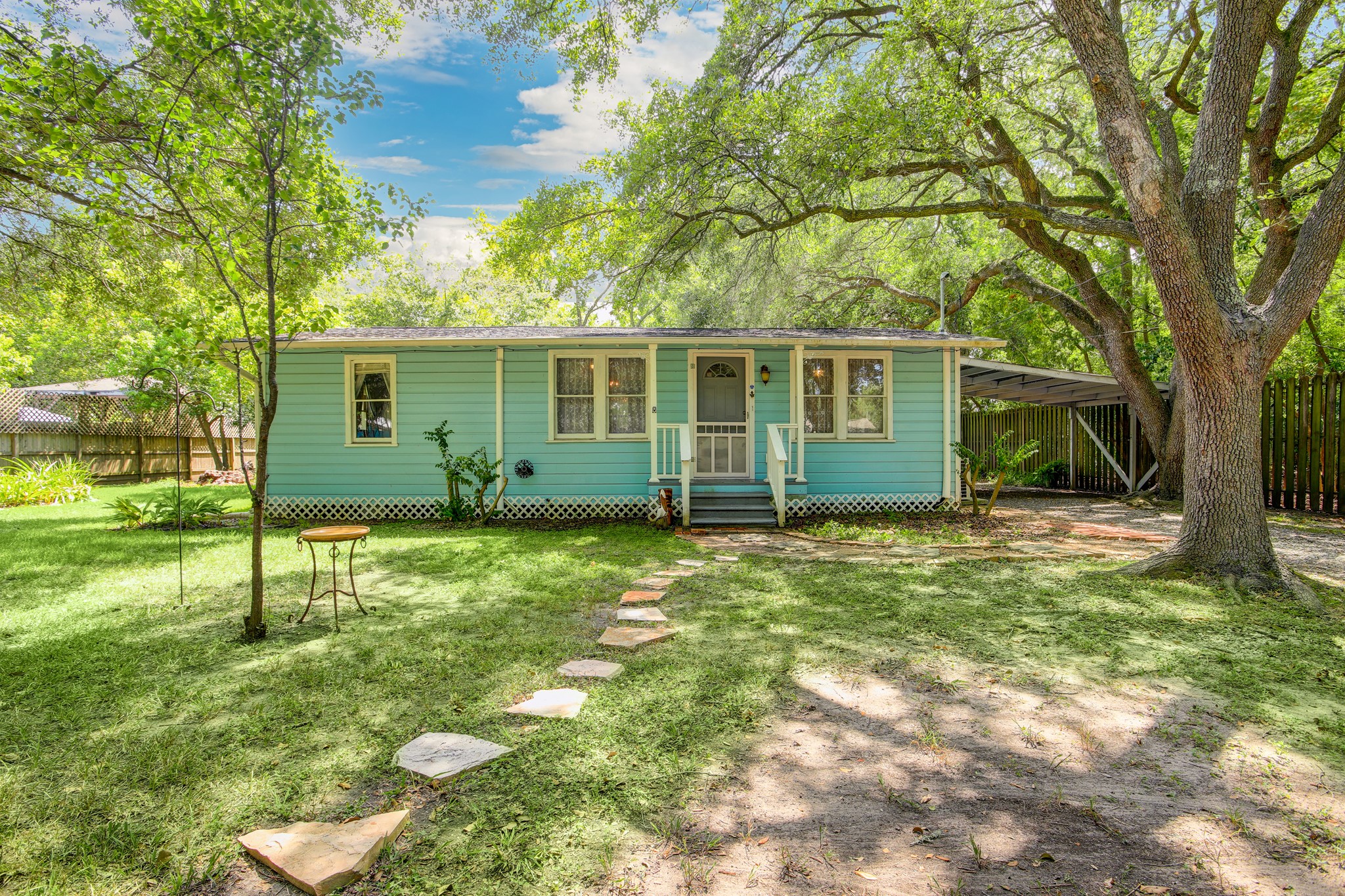 5122 Patricia Street Bacliff TX 77518