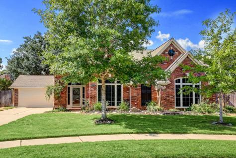 1204 Blueberry Lane Friendswood TX 77546