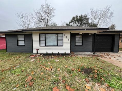 811 Evonne Street Houston TX 77017