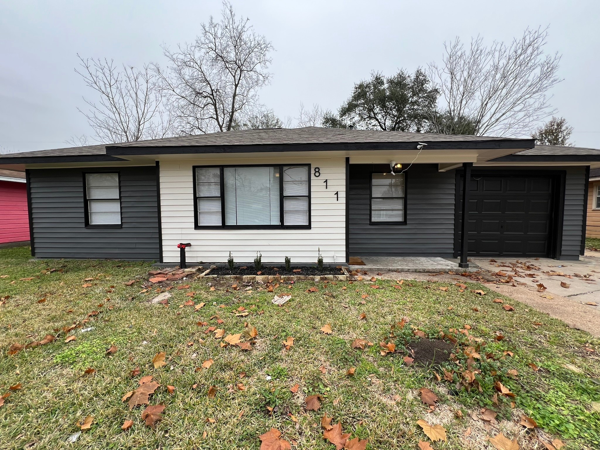 811 Evonne Street Houston TX 77017
