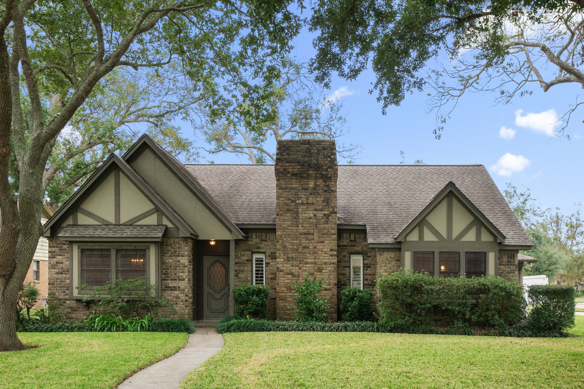 119 Sandalwood Drive Lake Jackson TX 77566