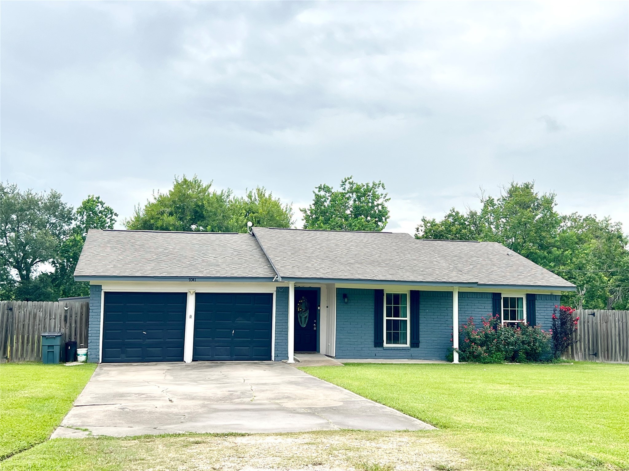 7041 Avenue R Santa Fe TX 77510