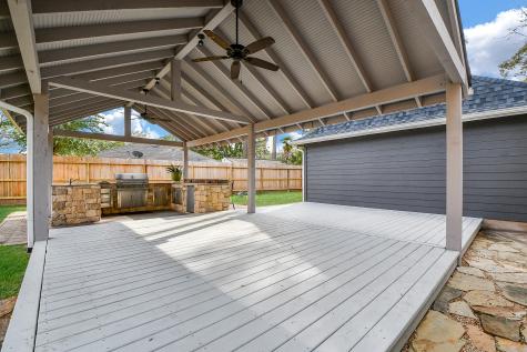 318 Heather Lane Conroe TX 77385