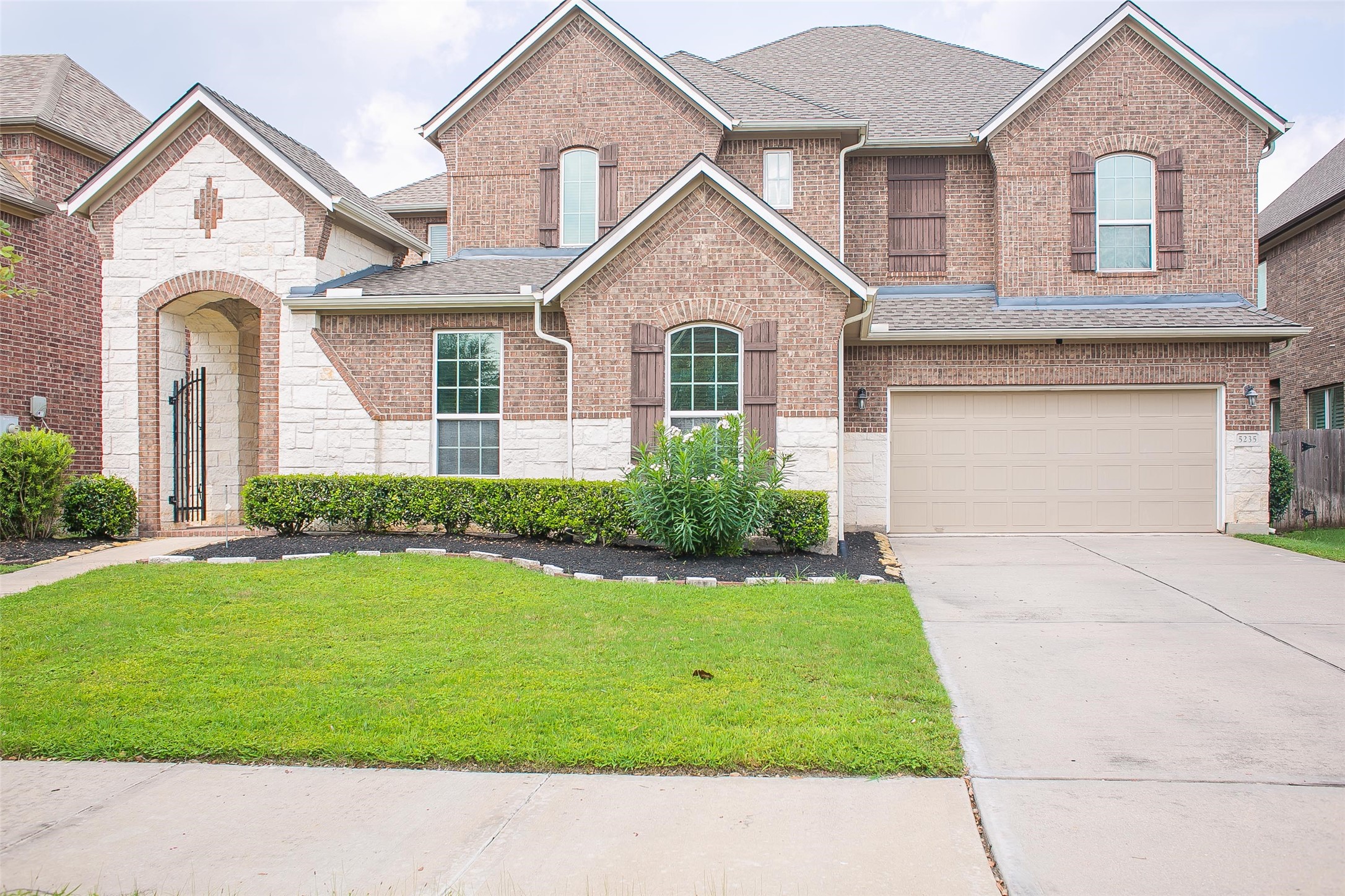5235 Birch Falls Lane Sugar Land TX 77479