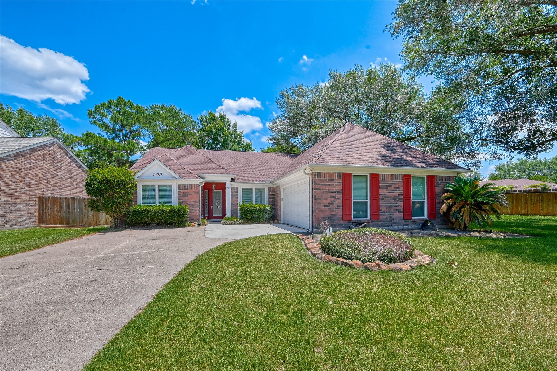 7422 Shangrila Lane Houston TX 77095