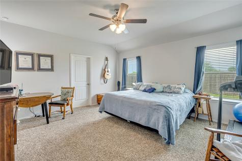 8022 Front Nine Lane Navasota TX 77868