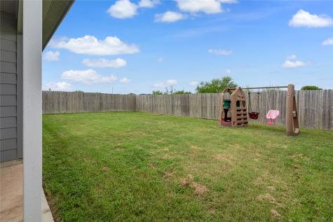 8022 Front Nine Lane Navasota TX 77868