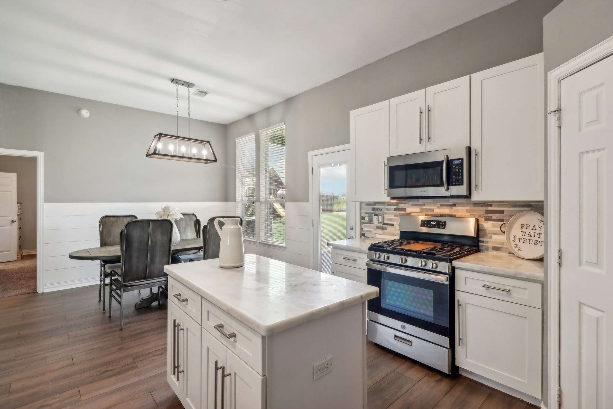 104 Santa Fe Creek Court La Marque TX 77568