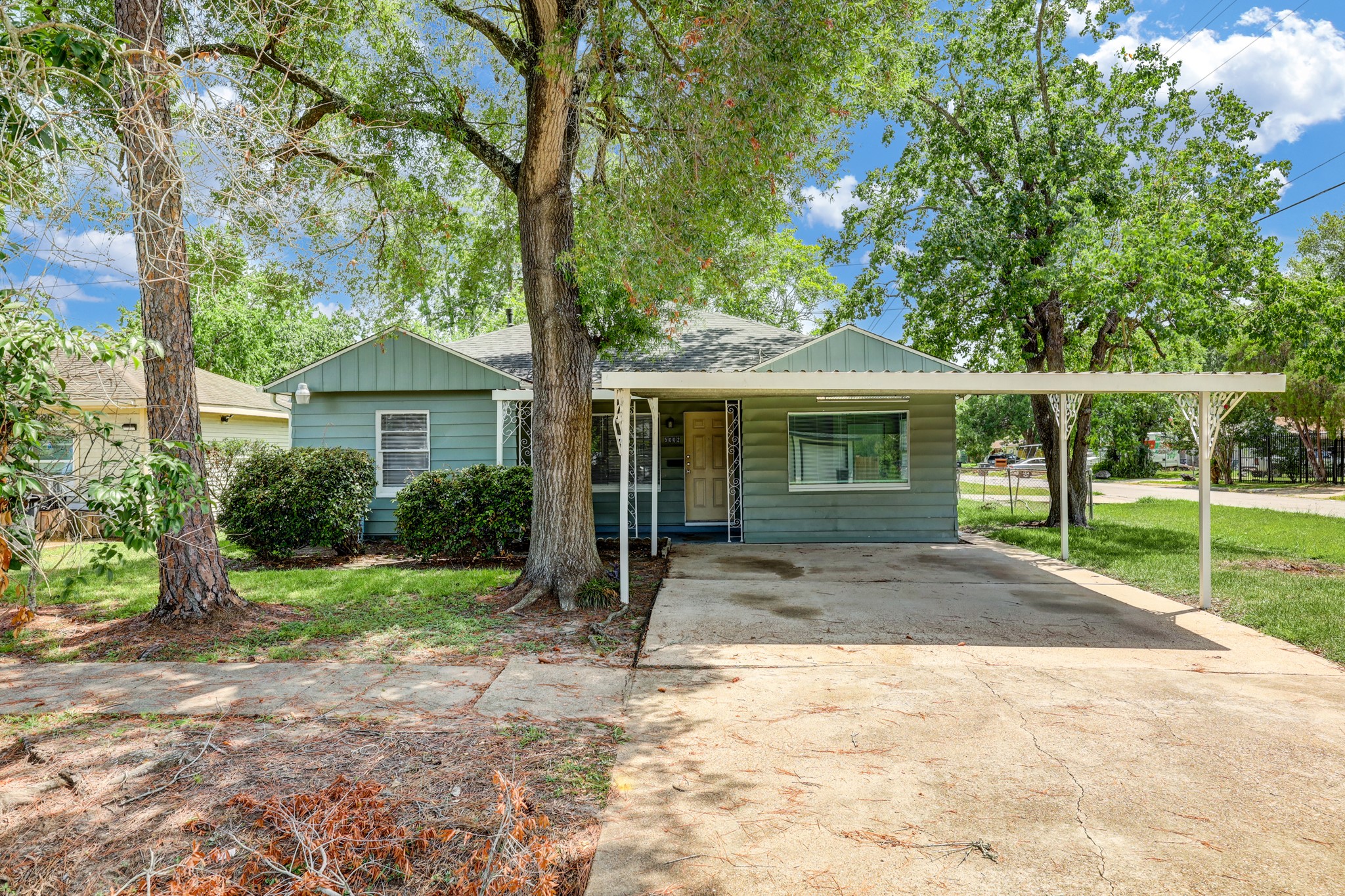 5002 Kenilwood Drive Houston TX 77033