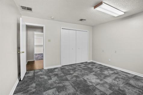 206 S Fenner Avenue Cleveland TX 77327