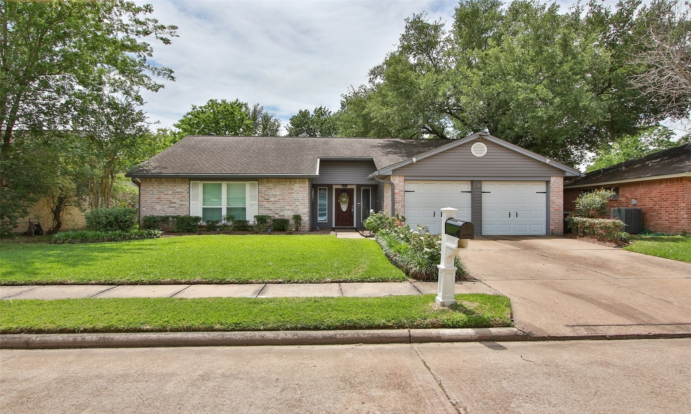 16311 Pebbleglen Drive Houston TX 77095