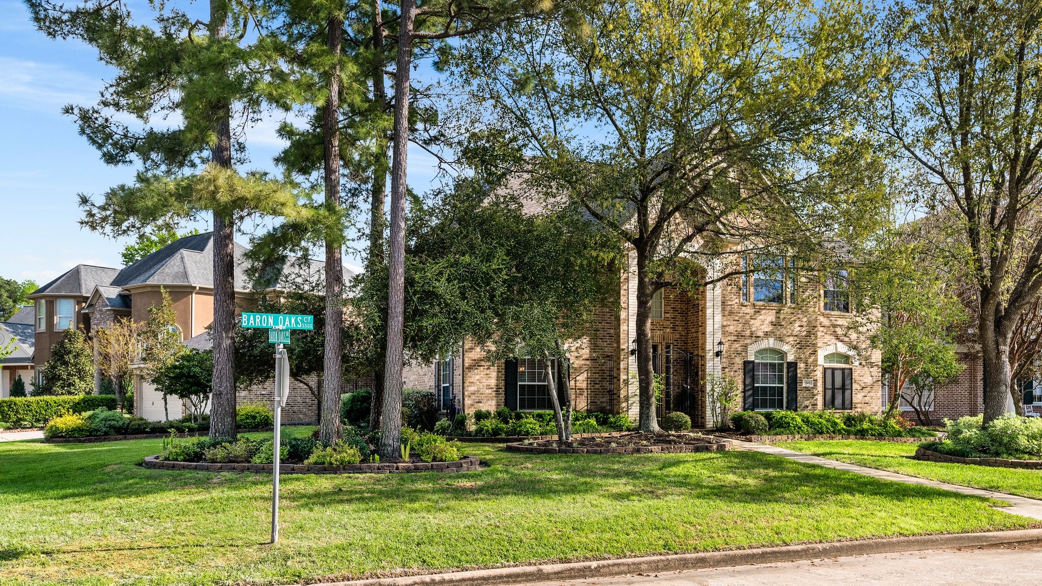 5503 Baron Oaks Court Houston TX 77069