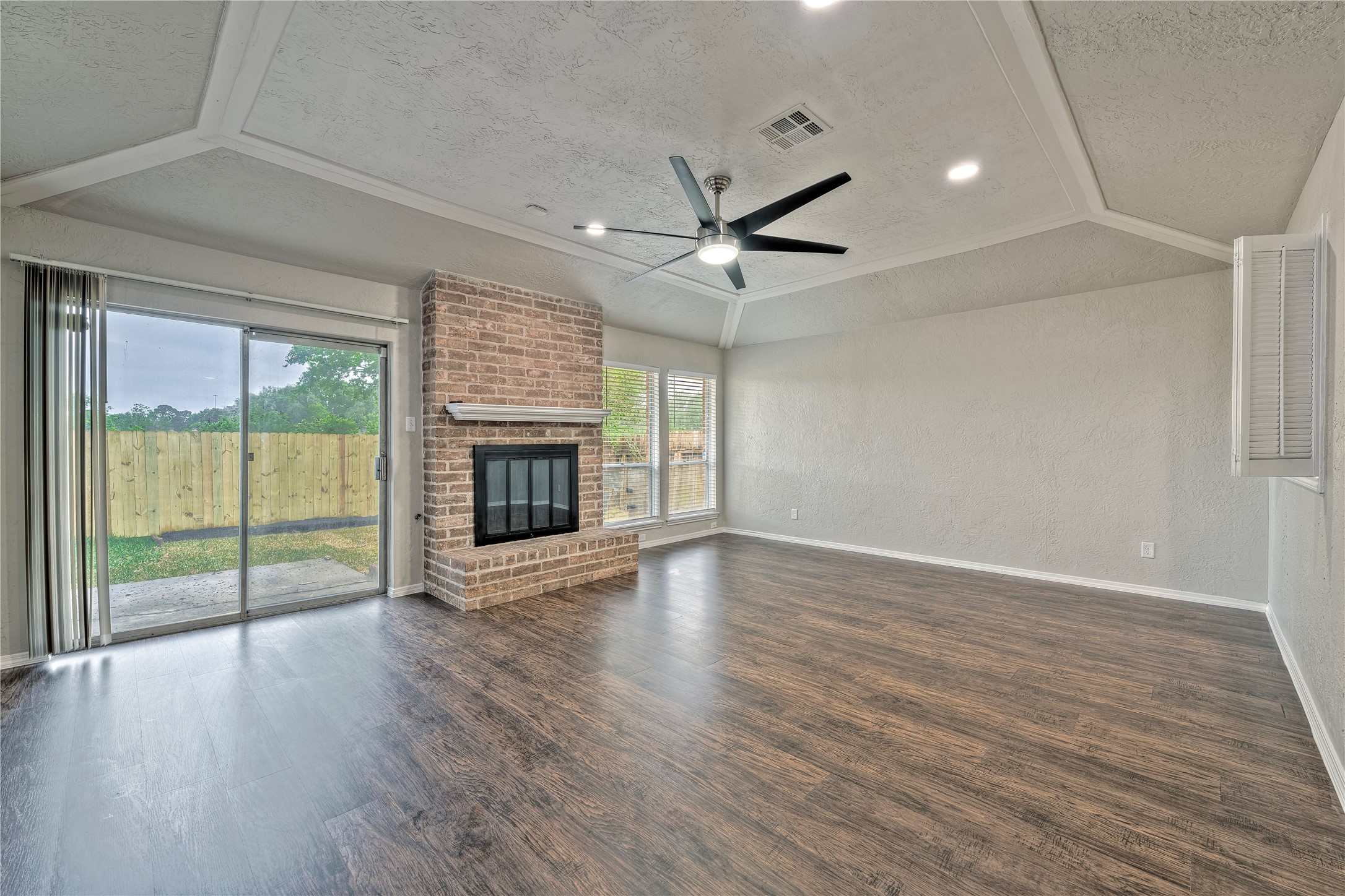 8715 Tavistock Drive Houston TX 77031