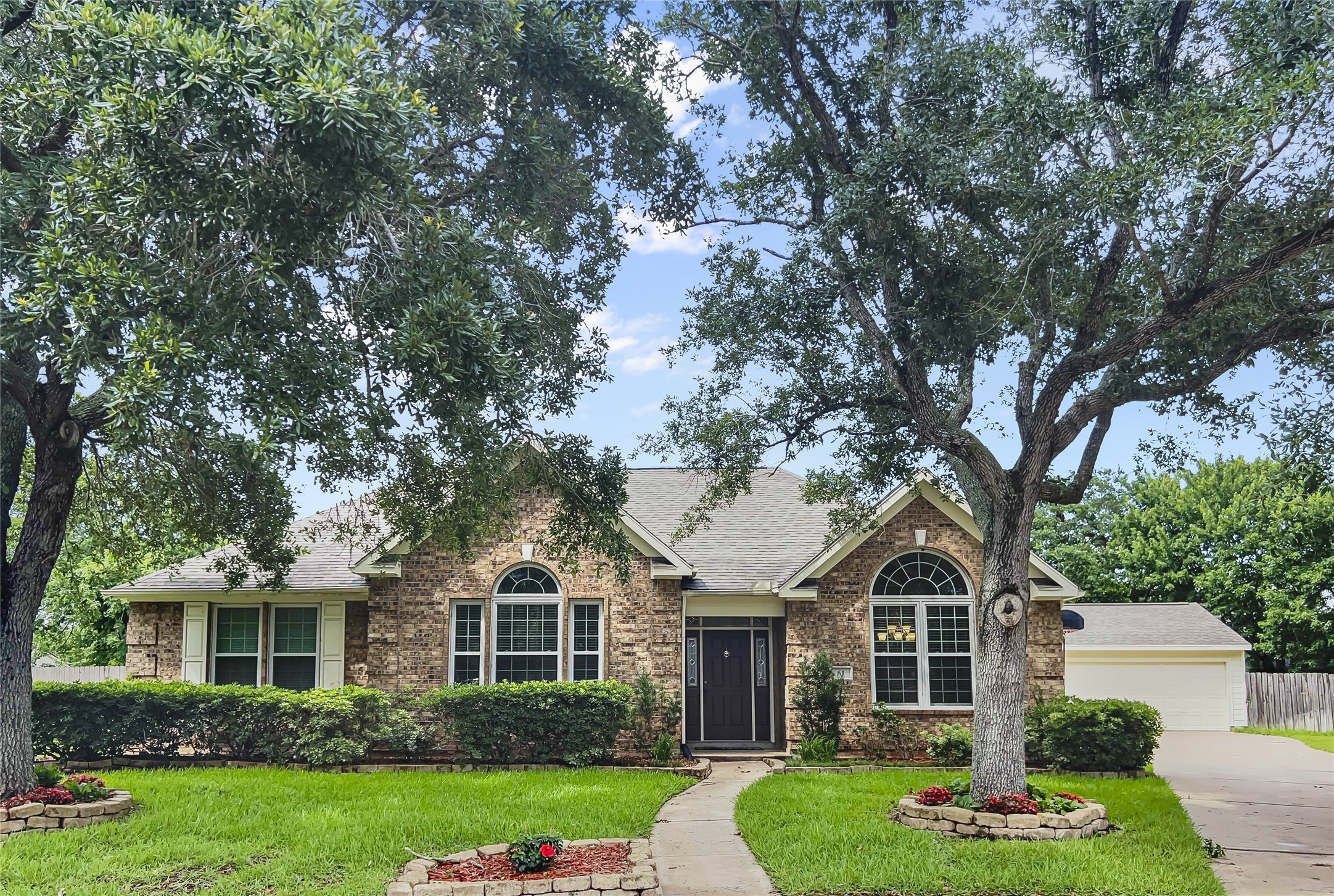 61 Cranberry Court Lake Jackson TX 77566