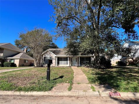 1022 Tuliptree Lane Houston TX 77090
