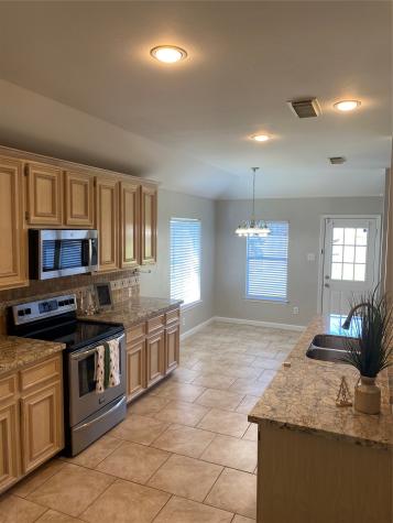 12005 Green Falls Drive Pearland TX 77584