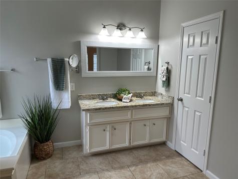 12005 Green Falls Drive Pearland TX 77584